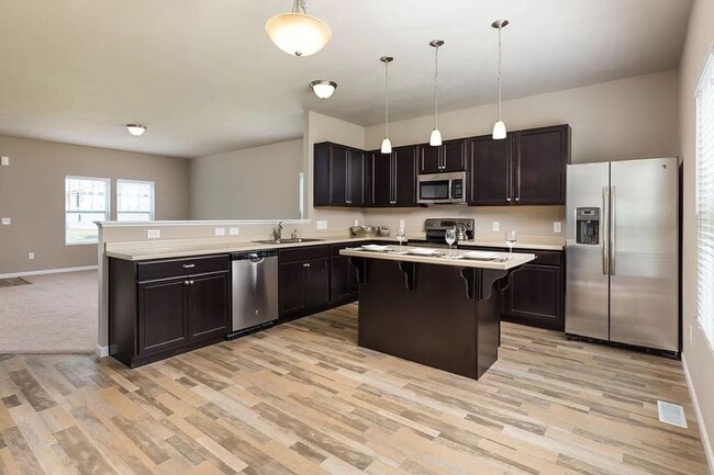 Photo - Newer 4 bedroom home for lease!