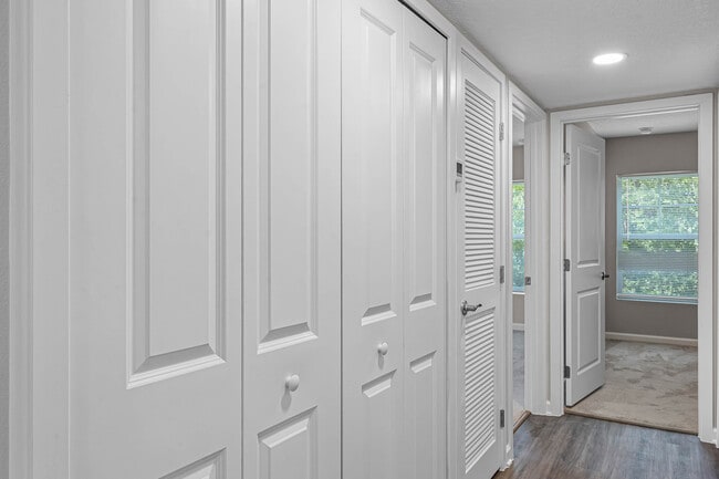 Photo - Goldenrod Apartments