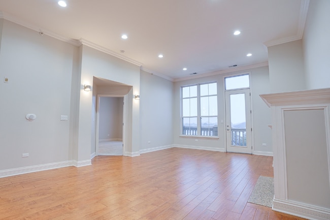 Photo - 1781 Tudor Ln Unidad 308