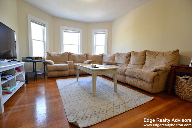 Photo - 39 Nottinghill Rd Unit 2