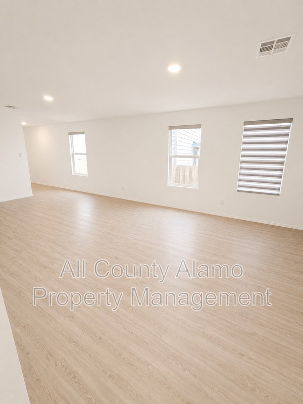 9258 Honey Mesquite