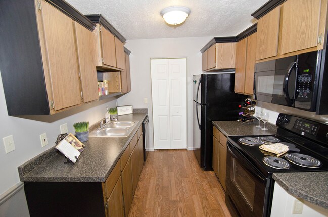 Photo - Burnt Tree Apartments