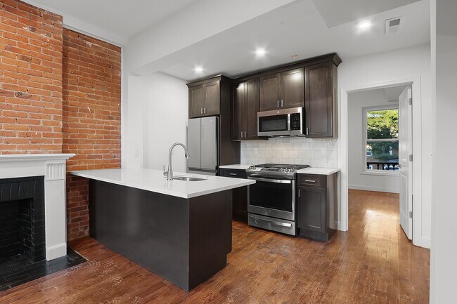 Photo - 57 Trumbull St