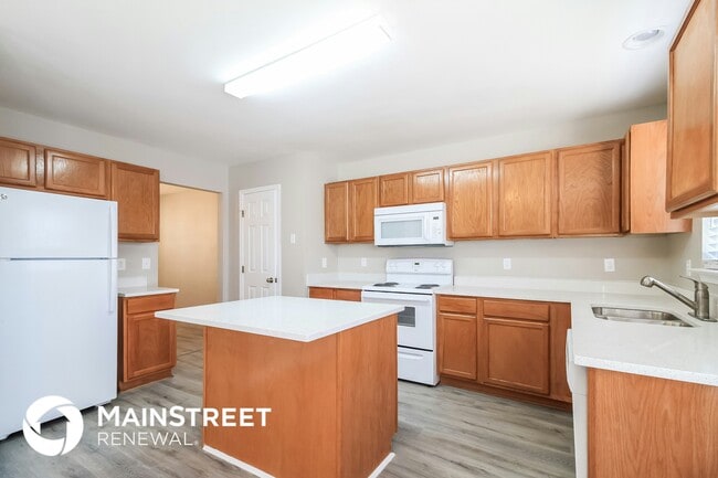 Photo - 977 Peachtree Meadows Cir