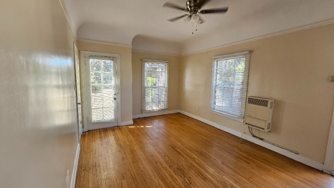 Building Photo - 3707 Monon St Rental