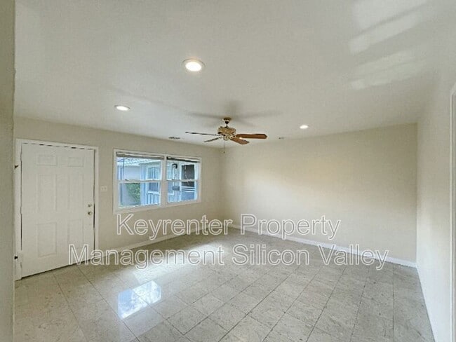 Photo - 1814 Woodside Rd