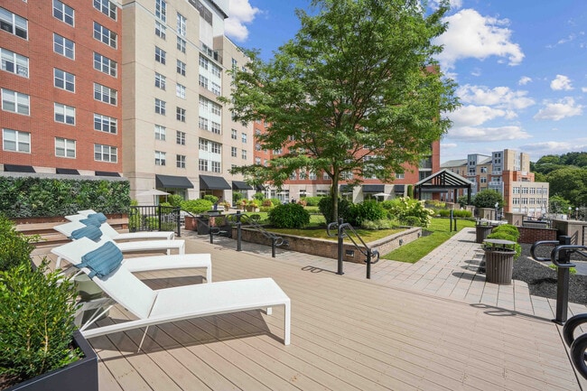 Center Place - Courtyard - Center Place