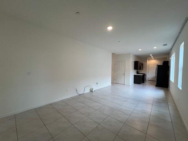 Photo - 3-bedroom, 2-bath home in Lemoore, CA
