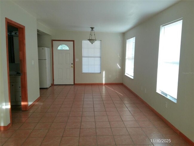 Photo - 19 Tennessee Ln Unit B