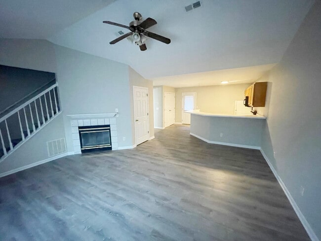 Photo - 1312 Valley Creek Ln
