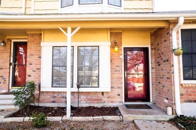 Photo - 11901 Swearingen Dr