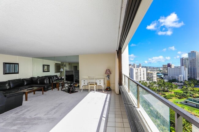 Building Photo - Canterbury Place Furnished 2-Bedroom, 2-Bath Condo with Stunning Views Unit 21B