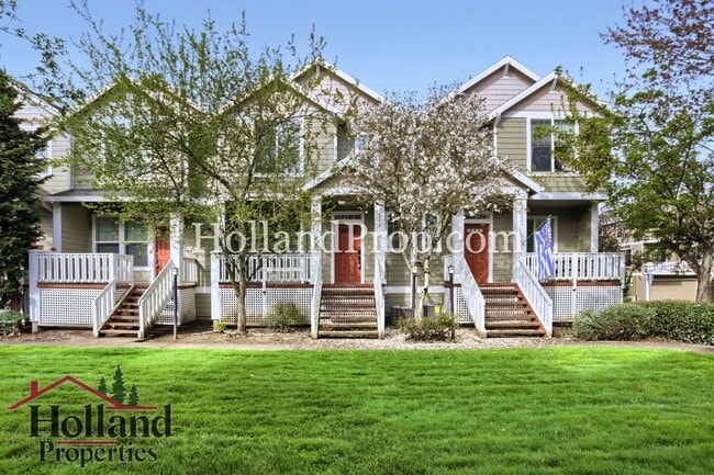 Building Photo - Charming 2-Bedroom Beaverton Townhome with Attached Garage!