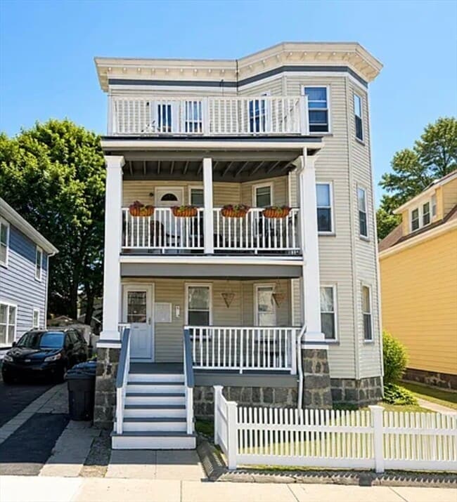 Building Photo - 9 McKone St Unit 2