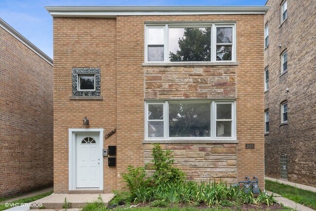 Building Photo - 1619 Monroe St Unit 1 Rental