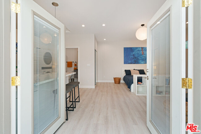 Photo - 5634 Ventura Canyon Ave