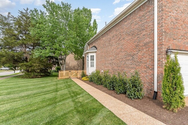 Photo - Franklin Home For Lease