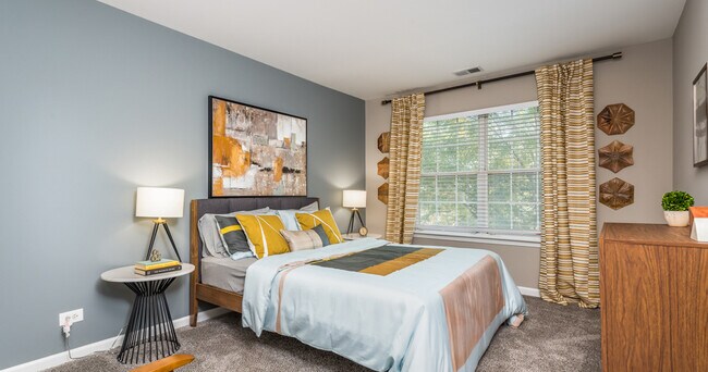 Legacy at Fox Valley Apartments