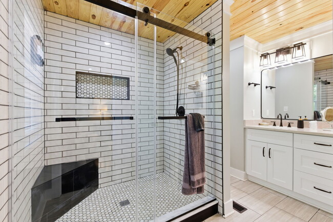 Photo - 2614 Peeler Rd