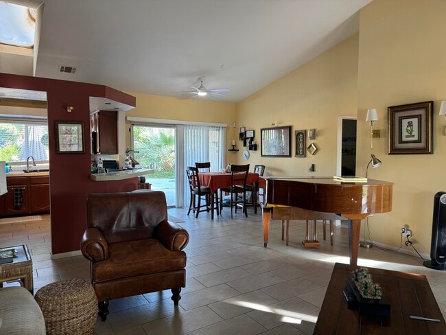 68640 Tachevah Dr