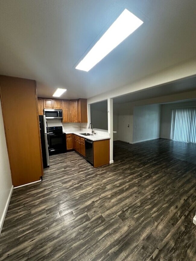 Photo - Charming Condo 3+2 Unit 1906
