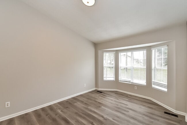 Photo - 2032 Lown Farm Ln