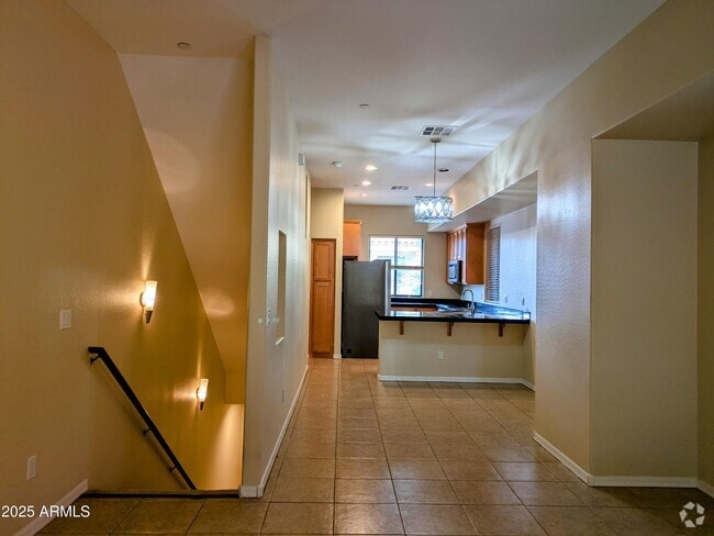 Building Photo - 9551 E Redfield Rd Rental