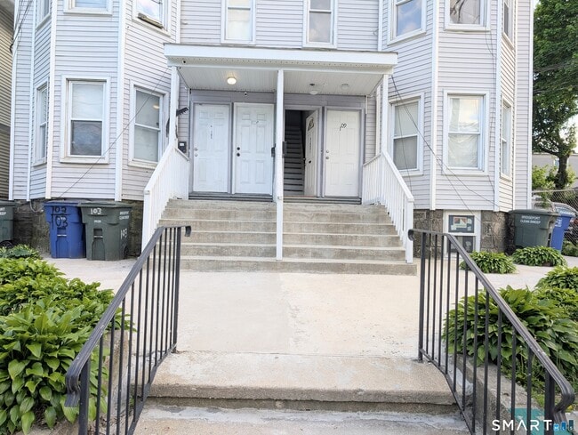 Photo - 107 Catherine St