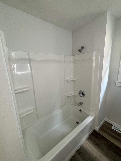 Photo - 2473 Center St