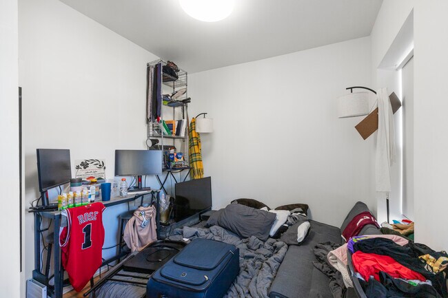 Photo - 1636 N Western Ave Unit 2