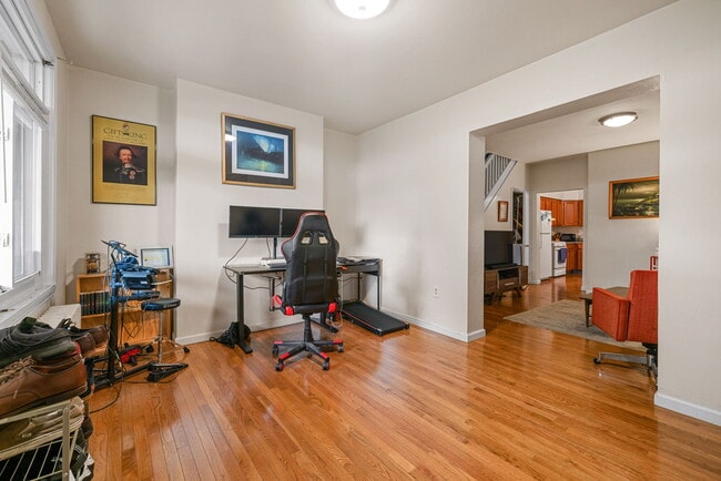 Photo - 316 Kaercher St