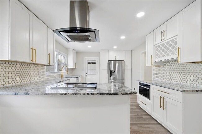 Photo - 3400 Lower Roswell Rd