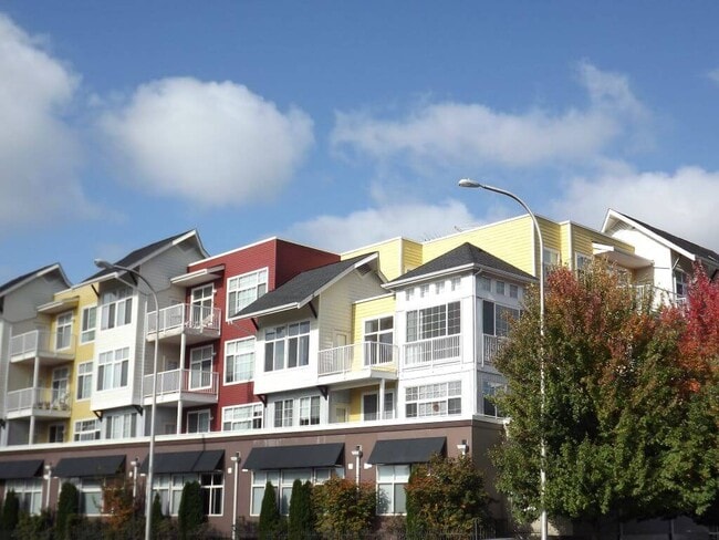 Burnett Station Apartments at the Metropolitan Collection