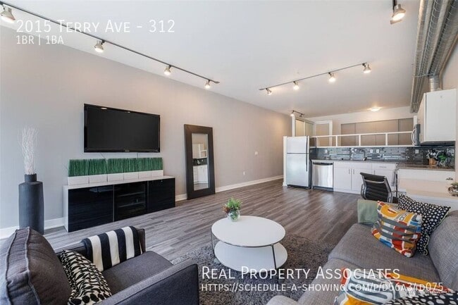 Building Photo - 2015 Terry Ave Rental