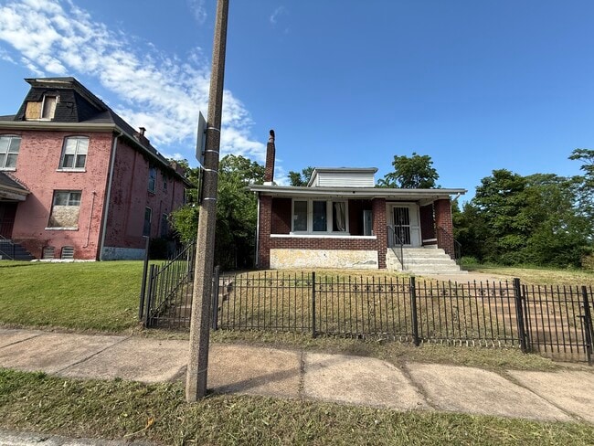 Building Photo - 5949 Wabada Ave Rental