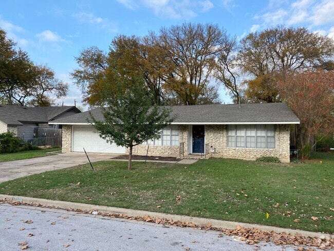 Building Photo - 3006 Cedarlawn Cir Rental