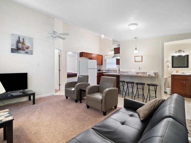 Photo - 5736 Lake Rd E Unit SI ID1593905P
