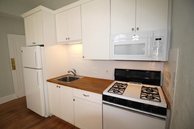 Photo - 301 S Palmway Unit 3