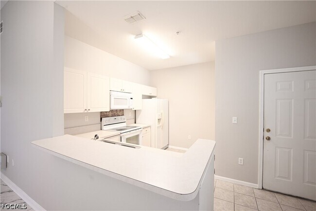 Photo - 15449 Bellamar Cir Unit 1221