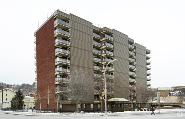 West Park Court - West Park Court Apartments