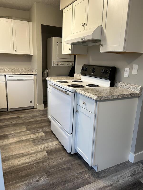 Photo - 3437 Redwood Ave