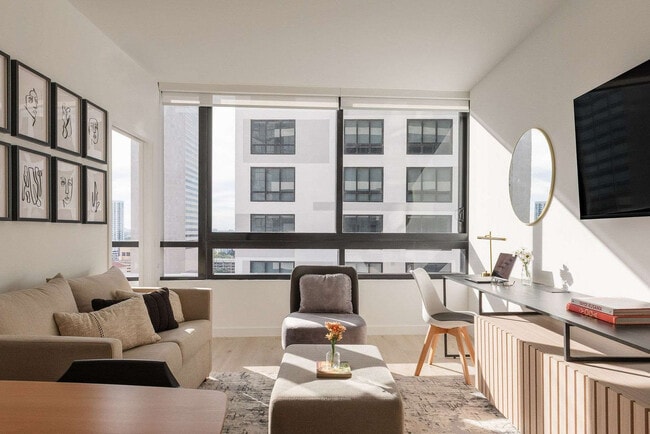 Building Photo - 225 N Miami Ave Unit SI ID1515064P