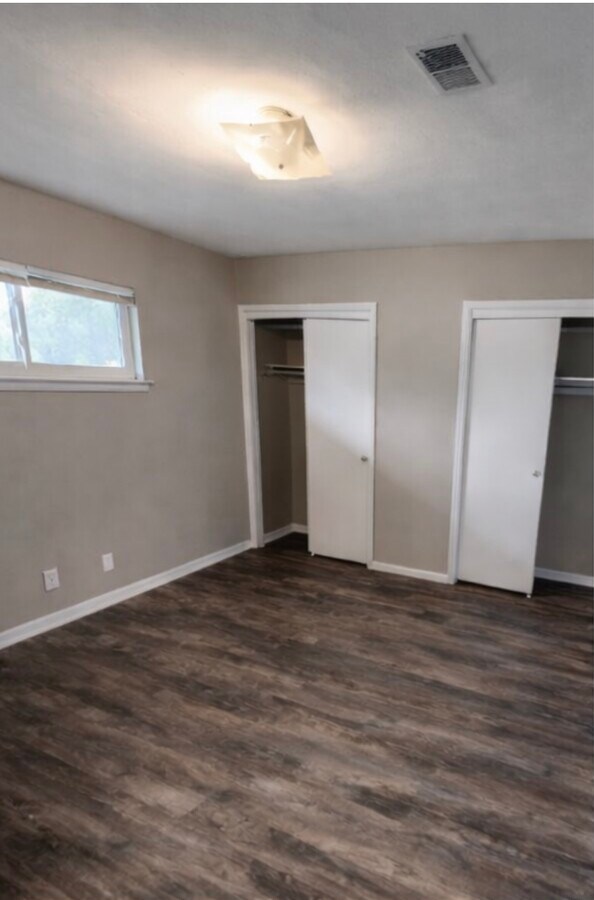 Photo - 4153 Hamilton St