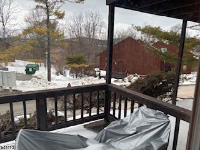 Photo - 12 Stonehill Dr