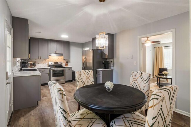 145 Mountain View Cir