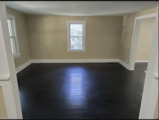 Photo - 1135 Crosby St