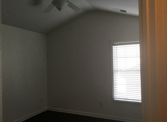 Building Photo - 4544 Fairport Ct Rental