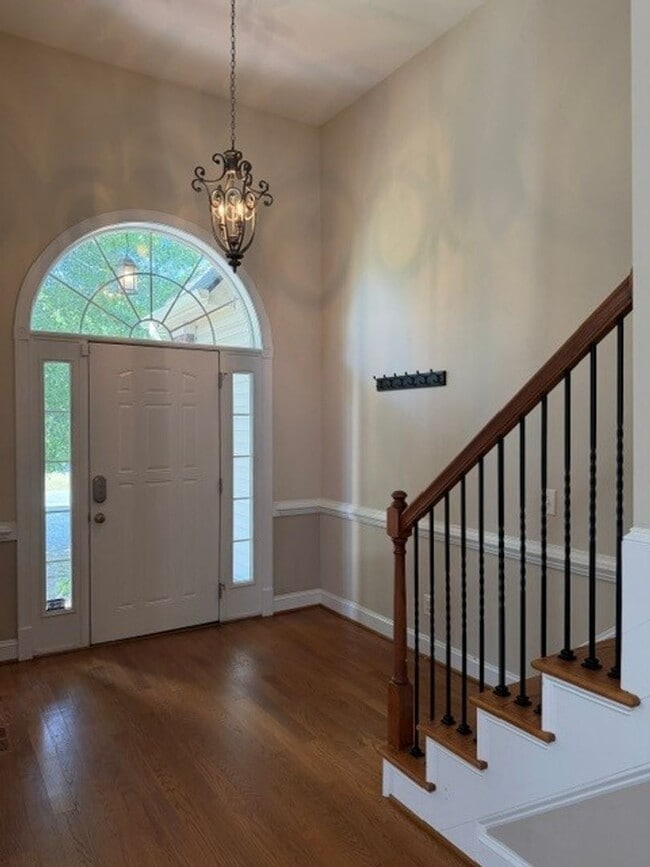 Photo - 4 Bed/2.5 Bath Home - Desirable Glen Laurel Subdivision - CBA School District