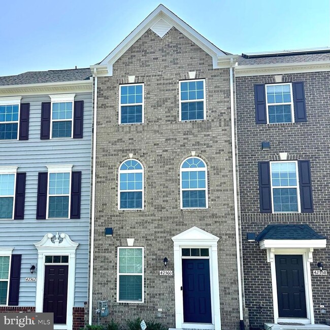 Photo - 42560 Antonia Ter Townhome