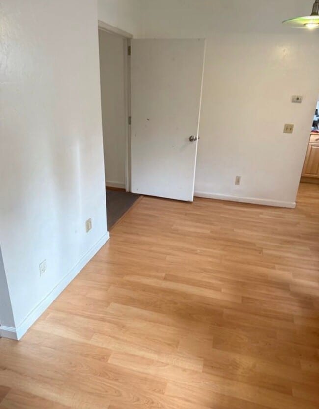 Photo - 1780 Le Roy Ave Unit 12